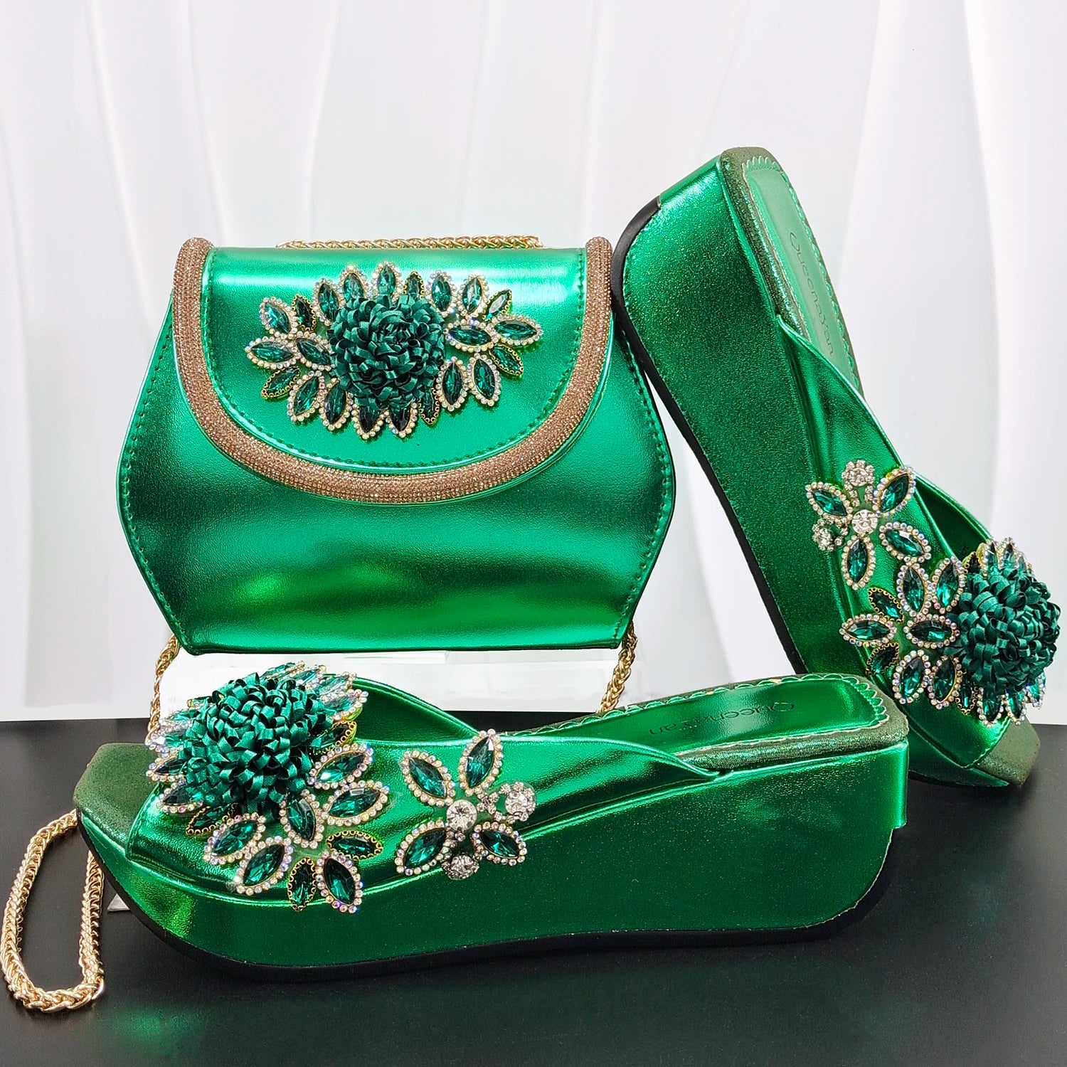 2026 Women's Elegant Green Wedge heel Shoe and Matching Bag Set with Rhinestone Accents – Stylish Square Toe Design for Parties