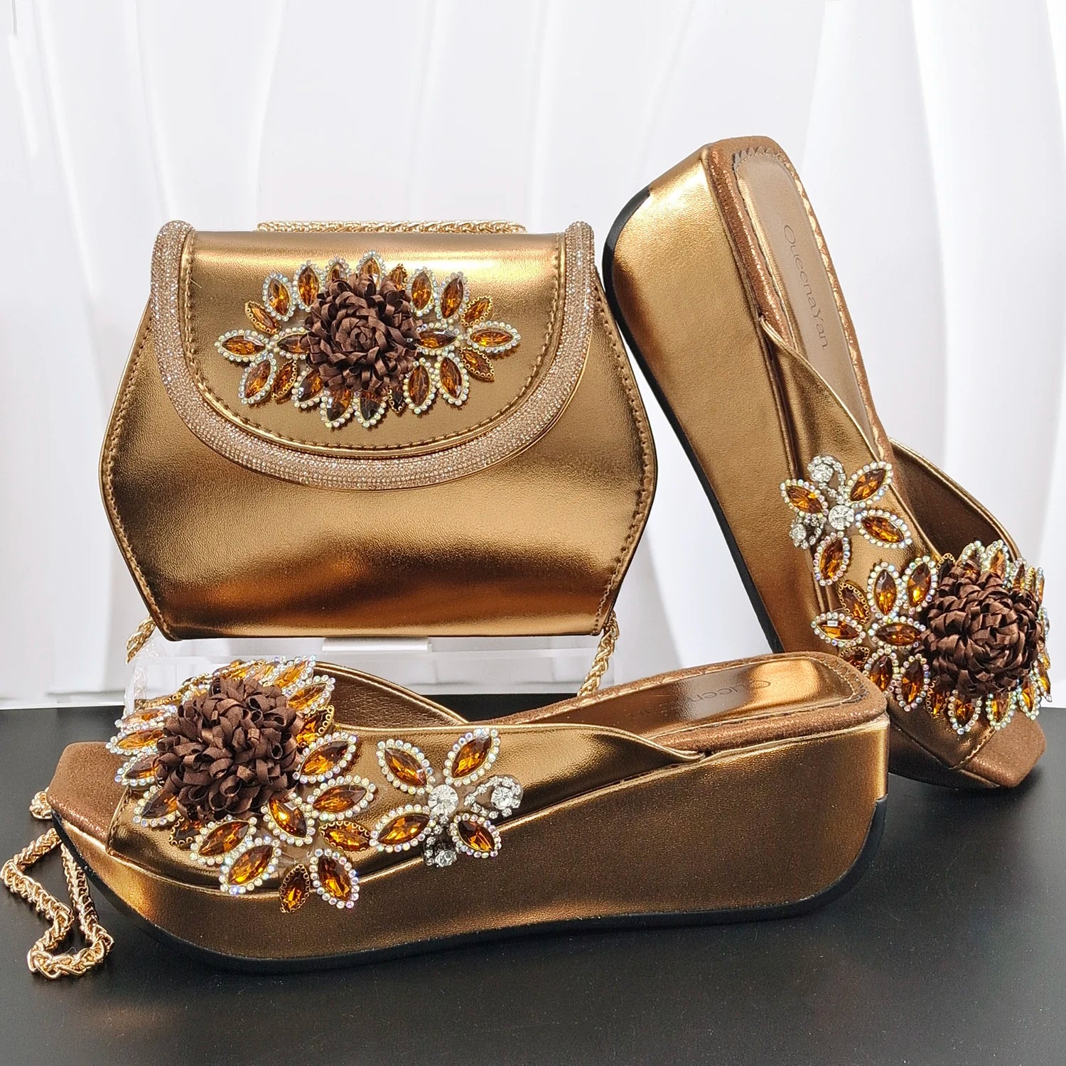 2026 Women's Elegant Green Wedge heel Shoe and Matching Bag Set with Rhinestone Accents – Stylish Square Toe Design for Parties